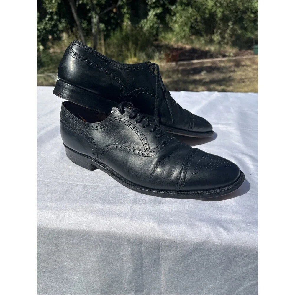 Men’s Vintage Church’s Of England Black Medallion Toe Dress Shoes 11.5 D US Fit